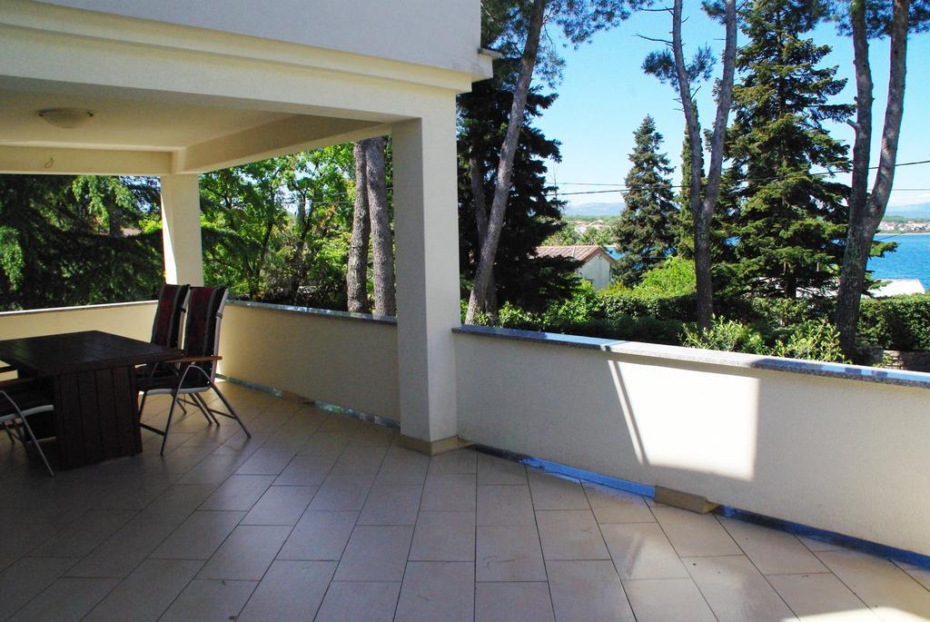 Apartments Atrium Malinska Extérieur photo